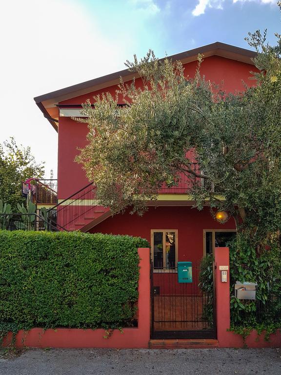 La Casa Rossa Διαμέρισμα Τρεβίζο Εξωτερικό φωτογραφία